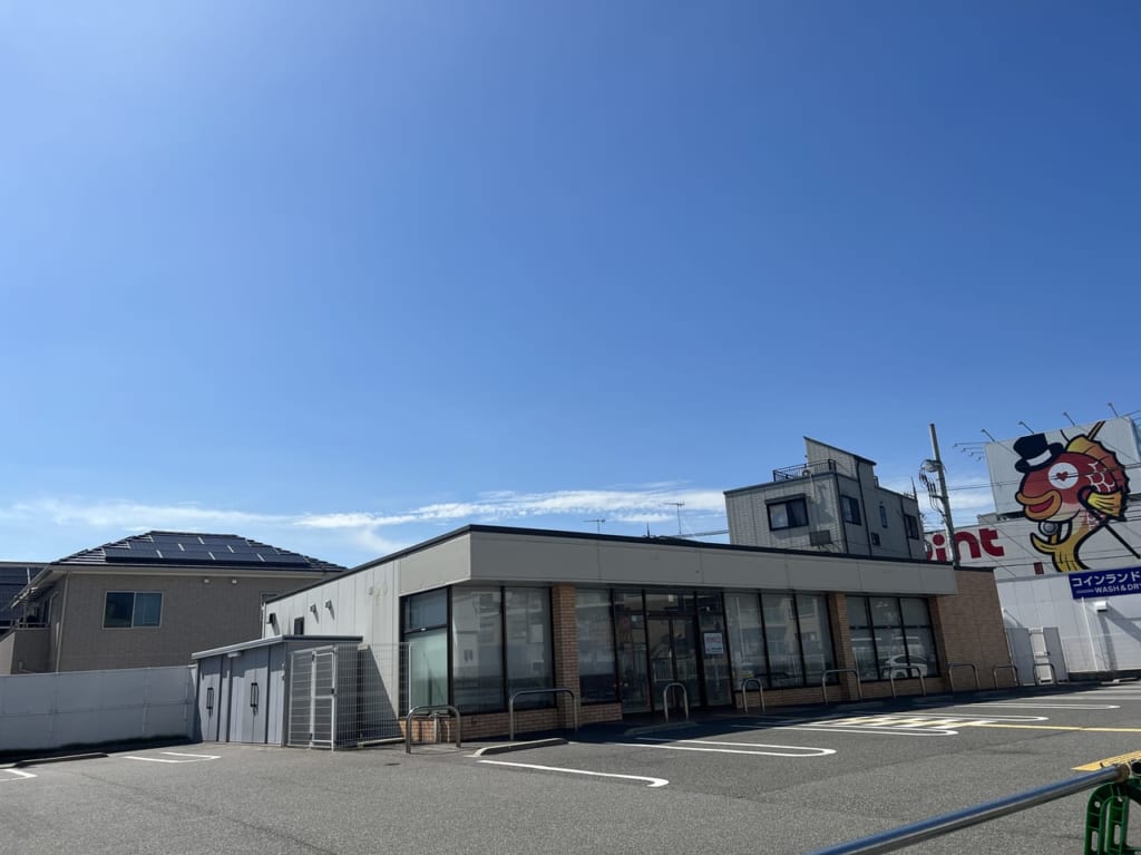 セブン-イレブン 伊川谷住宅前店